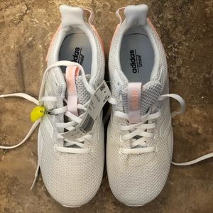 Adidas Questar Ride running shoes